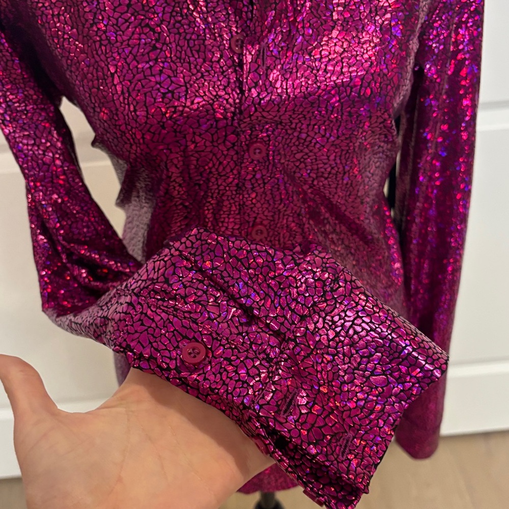 NWOT Cowgirl Tuff Fuchsia Holographic Button Down Shirt - Picture 3 of 4